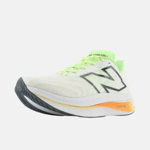 Кроссовки беговые New Balance FC SC Trainer v2 Running shoes
