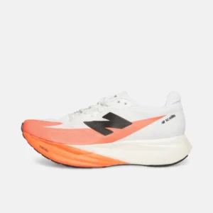 Кроссовки беговые New Balance FuelCell SuperComp Elite v5 Running shoes