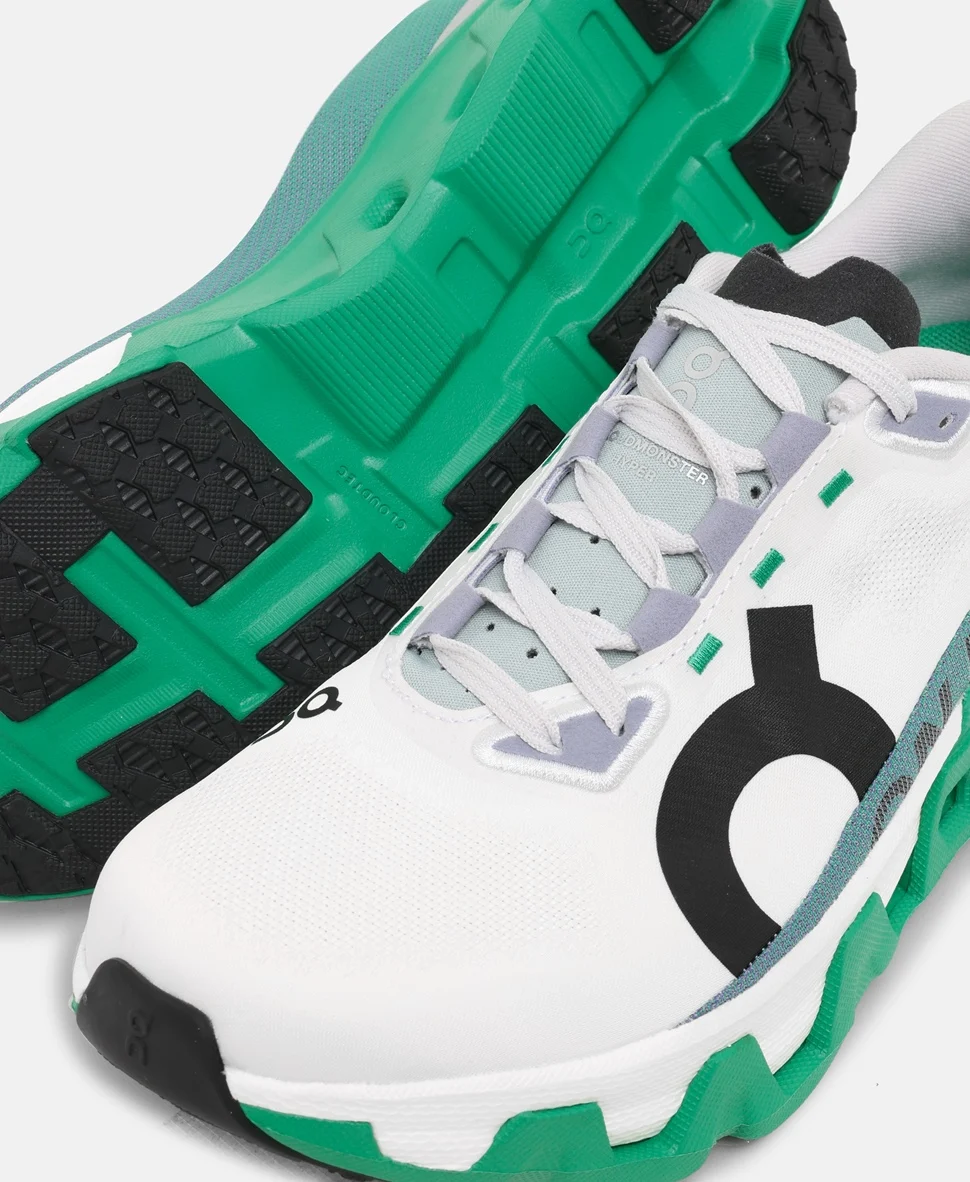 Кроссовки беговые On Cloudmonster Hyper Running shoes бело-зеленые — изображение 2