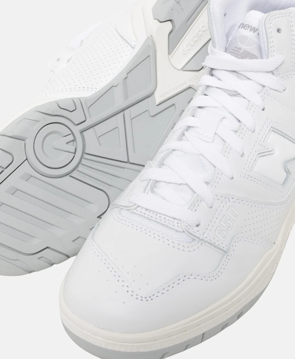 Кроссовки New Balance 650 Sneakers белые — изображение 2