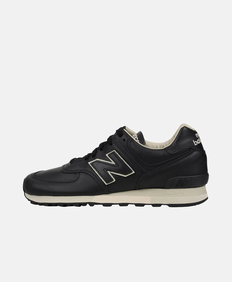 Кроссовки New Balance Made in 576 Sneakers черные — изображение 3
