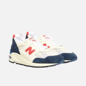 Кроссовки New Balance Made in 990 Sneakers бело-голубые