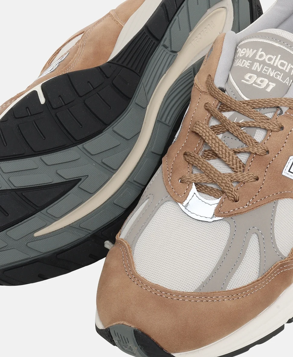 Кроссовки New Balance Made in 991v2 Sneakers коричневые — изображение 2