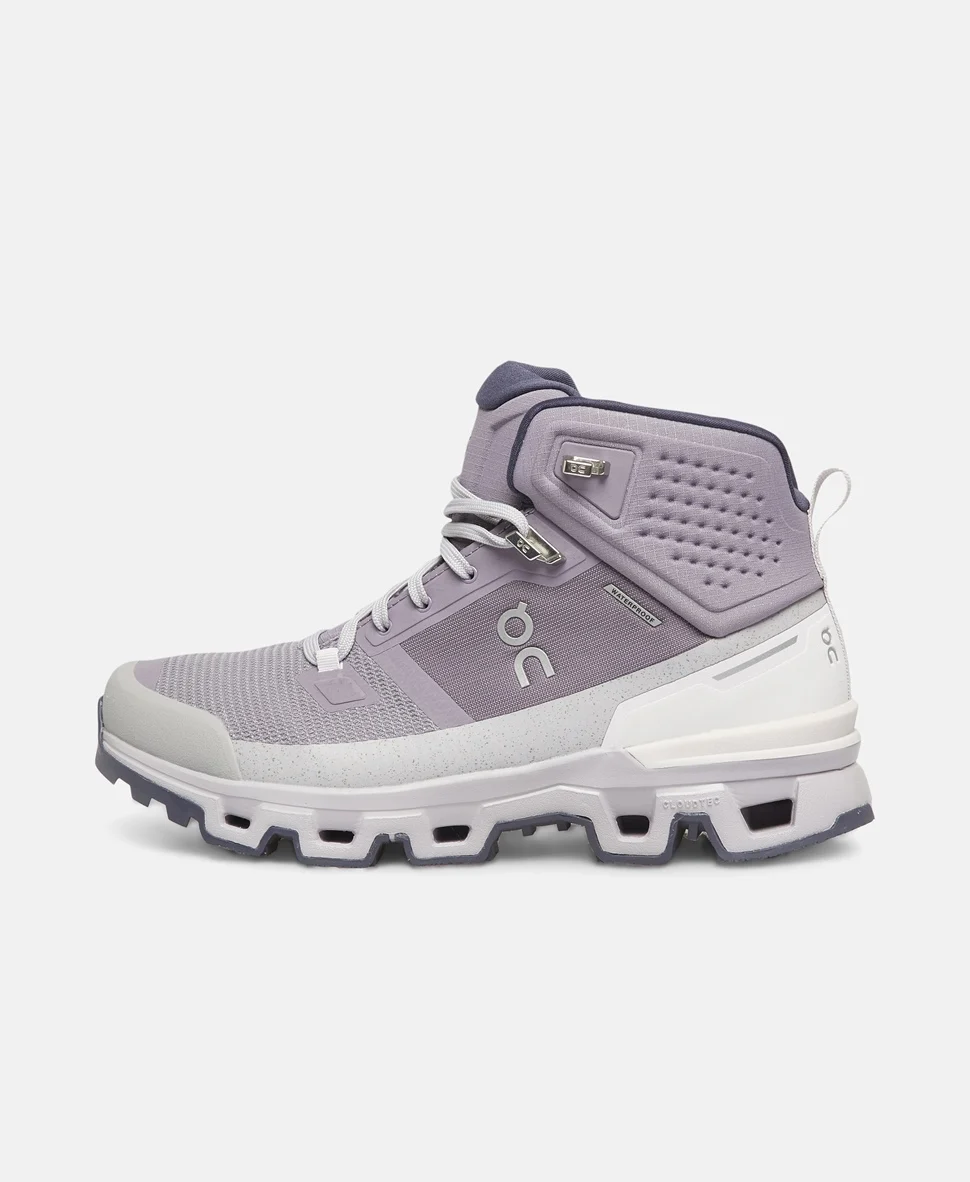 Ботинки походные On Hiking shoes Cloudrock 2 лиловые — изображение 3