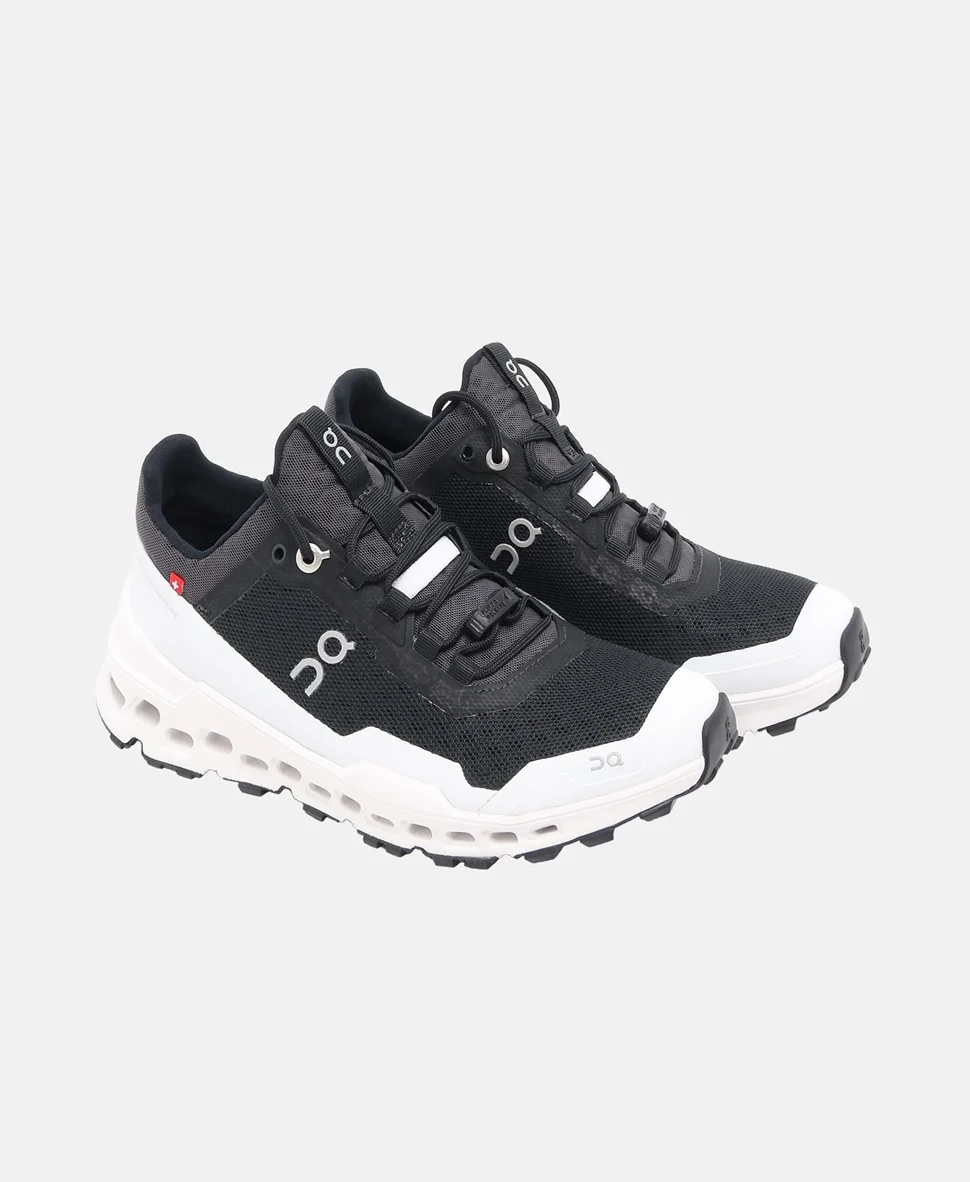 Кроссовки беговые On Trail running shoes Cloudultra черные