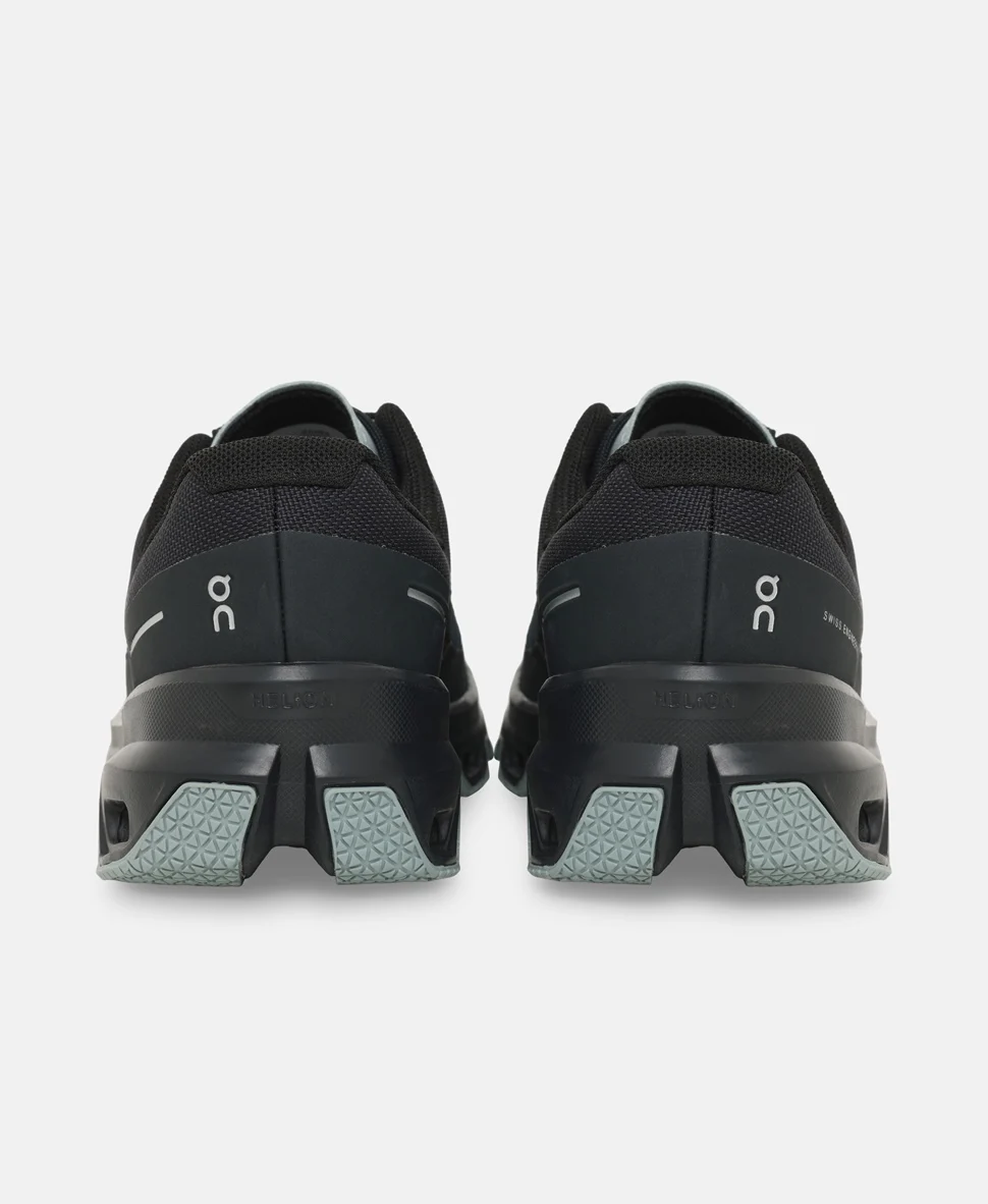 Походные кроссовки On Hiking shoes Cloudventure 3 черные — изображение 3
