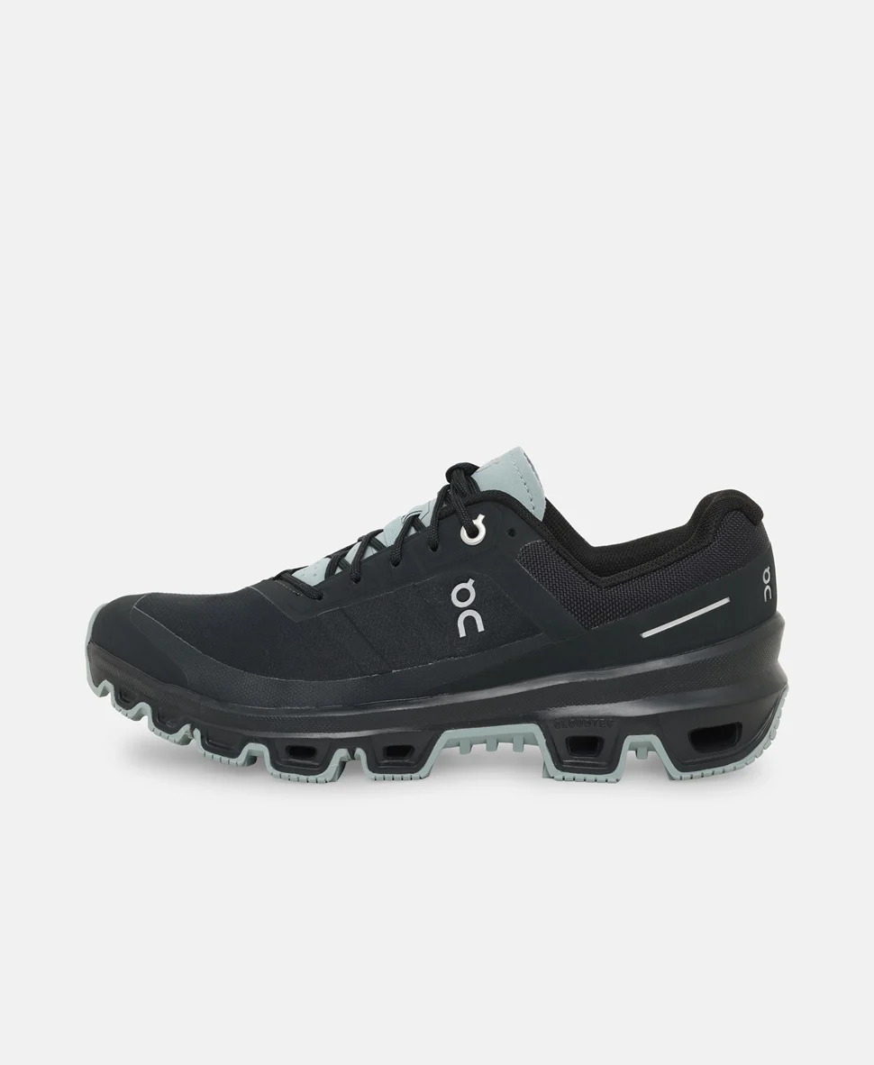 Походные кроссовки On Hiking shoes Cloudventure 3 черные — изображение 4
