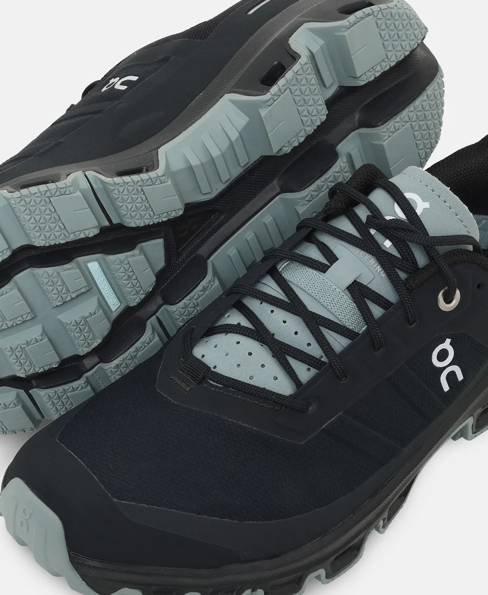 Походные кроссовки On Hiking shoes Cloudventure 3 черные — изображение 5